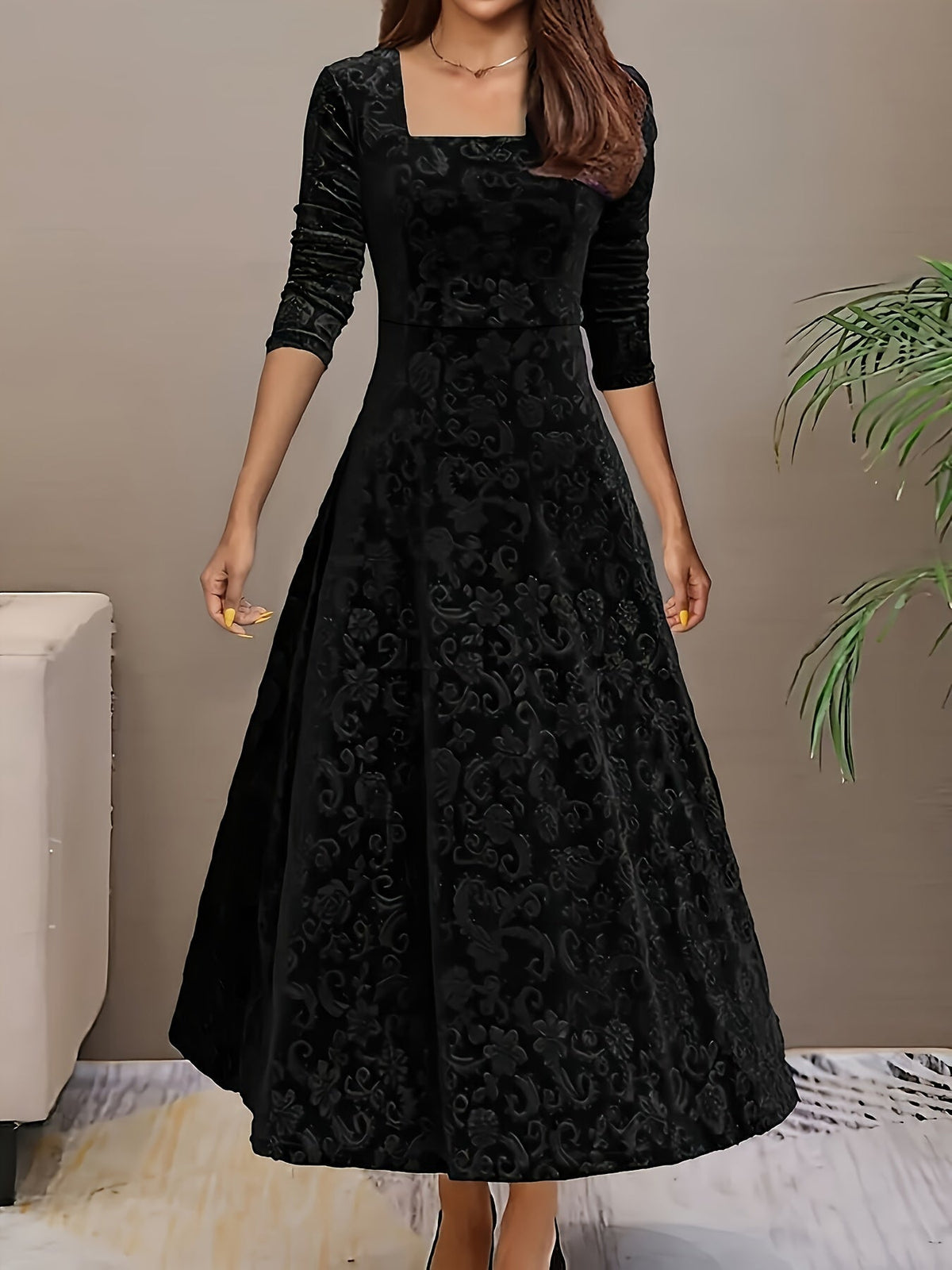 Women’s Elegant Square Neck Evening Dress
