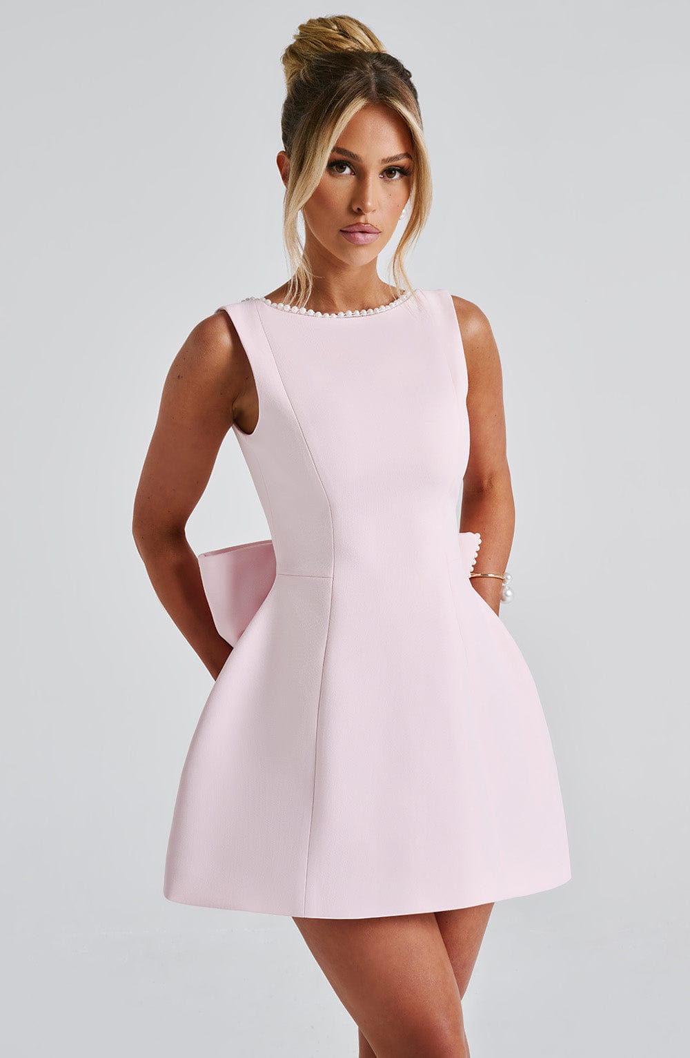 Women's Fashionable Structured Mini Wedding Guest Dress for Special Events